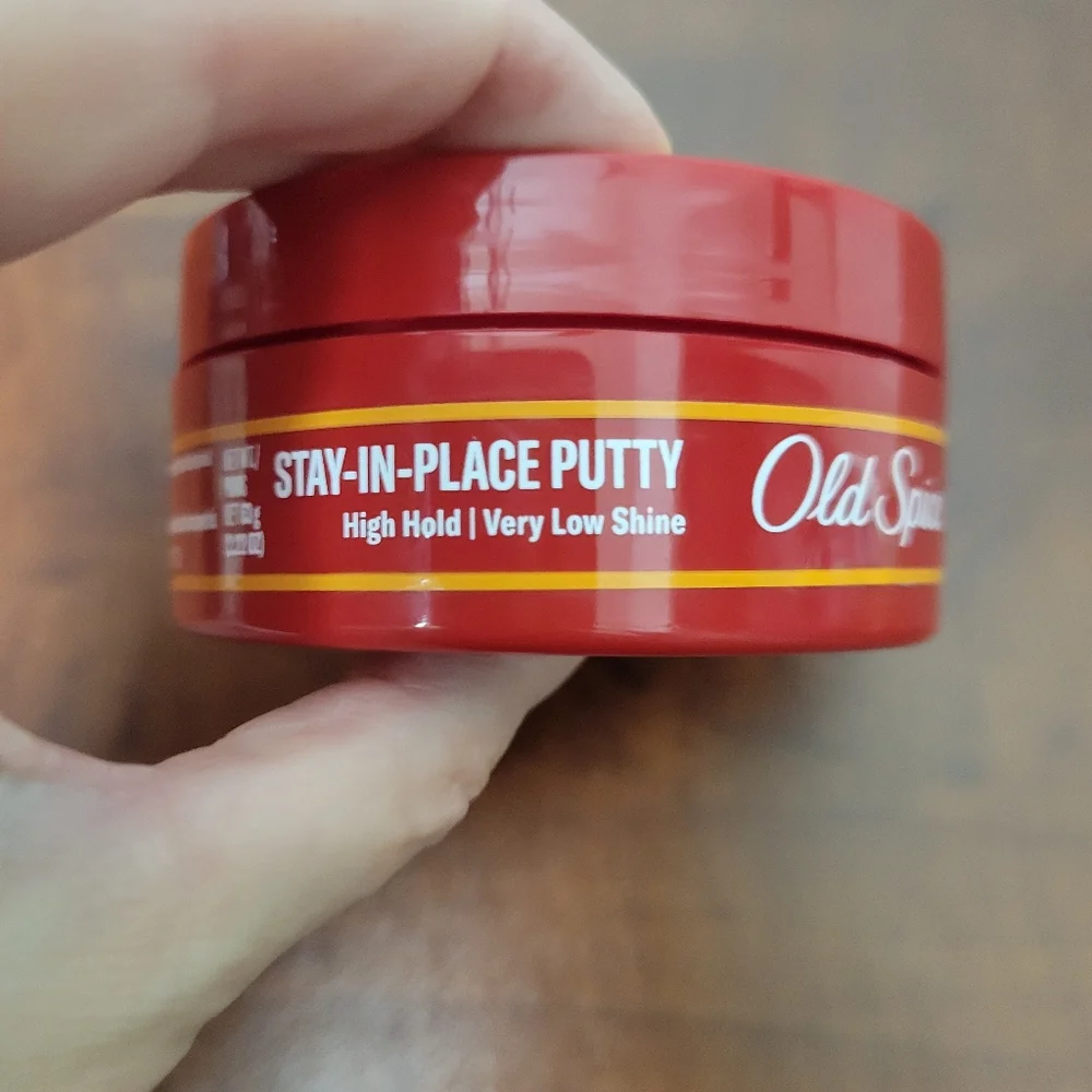 Old Spice Stay In Place Putty 2.22 Oz Nwt